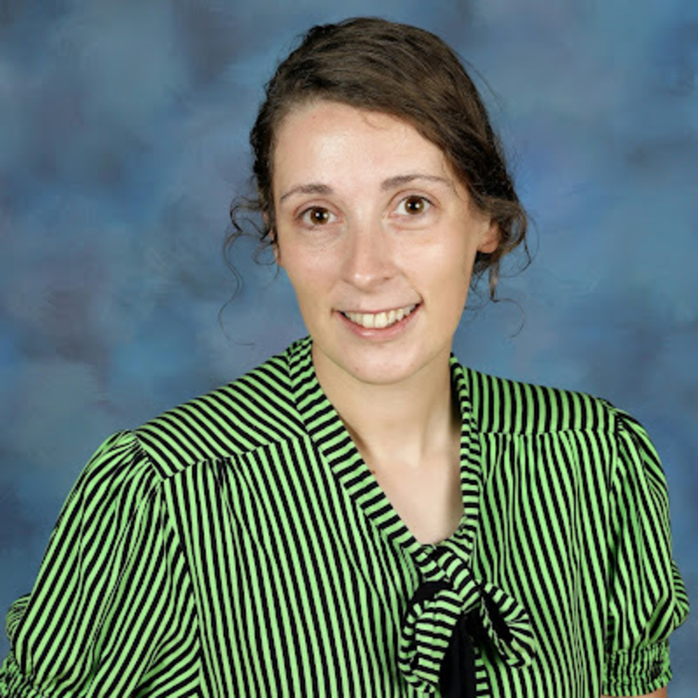 Meet your Posher, Sarah r.